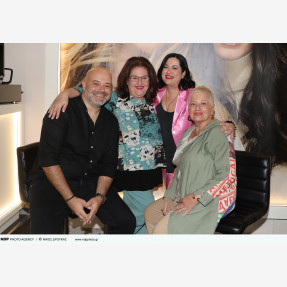 Συνάντηση αγαπημένων προσώπων της showbiz στο studio της “Artego Hellas”, για τις πιο καινοτόμες vegan θεραπείες μαλλιών!