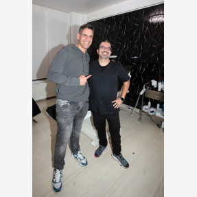 Beauty point επωνύμων το κορυφαίο κέντρο ομορφιάς “Hollywood Clinic” στην καρδιά της Θεσσαλονίκης.