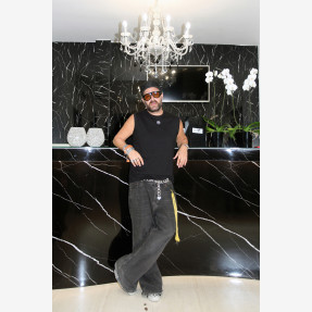 Beauty point επωνύμων το κορυφαίο κέντρο ομορφιάς “Hollywood Clinic” στην καρδιά της Θεσσαλονίκης.