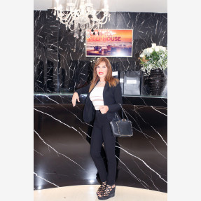 Beauty point επωνύμων το κορυφαίο κέντρο ομορφιάς “Hollywood Clinic” στην καρδιά της Θεσσαλονίκης.