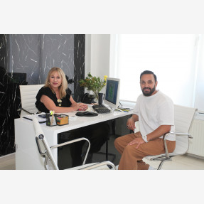 Beauty point επωνύμων το κορυφαίο κέντρο ομορφιάς “Hollywood Clinic” στην καρδιά της Θεσσαλονίκης.