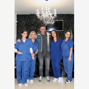 Beauty point επωνύμων το κορυφαίο κέντρο ομορφιάς “Hollywood Clinic” στην καρδιά της Θεσσαλονίκης.