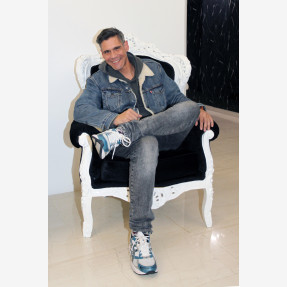 Beauty point επωνύμων το κορυφαίο κέντρο ομορφιάς “Hollywood Clinic” στην καρδιά της Θεσσαλονίκης.