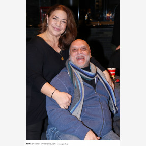 "Μαύρη Γαλότσα" της Βάσιας Αργέντη, μια κωμωδία για όλη την οικογένεια με τους: Ελένη Καστάνη, Μέμο Μπεγνή και Αντιγόνη Νάκα