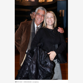 "Μαύρη Γαλότσα" της Βάσιας Αργέντη, μια κωμωδία για όλη την οικογένεια με τους: Ελένη Καστάνη, Μέμο Μπεγνή και Αντιγόνη Νάκα