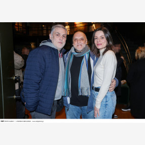 "Μαύρη Γαλότσα" της Βάσιας Αργέντη, μια κωμωδία για όλη την οικογένεια με τους: Ελένη Καστάνη, Μέμο Μπεγνή και Αντιγόνη Νάκα