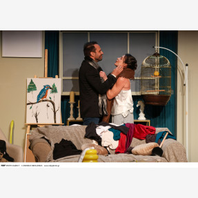 "Μαύρη Γαλότσα" της Βάσιας Αργέντη, μια κωμωδία για όλη την οικογένεια με τους: Ελένη Καστάνη, Μέμο Μπεγνή και Αντιγόνη Νάκα