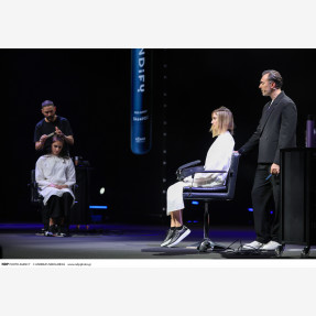 20 χρόνια “KYANA”: Ένα μεγαλειώδες anniversary party και το απόλυτο show κομμωτικής από τη “SASSOON ACADEMY” στο κατάμεστο “Christmas Theater”!