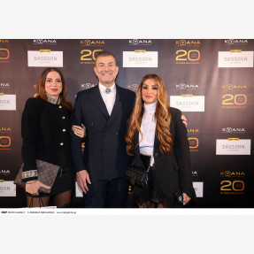 20 χρόνια “KYANA”: Ένα μεγαλειώδες anniversary party και το απόλυτο show κομμωτικής από τη “SASSOON ACADEMY” στο κατάμεστο “Christmas Theater”!