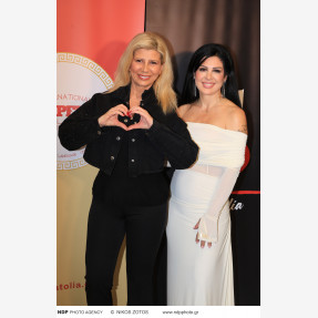 “International Zeimpekiko Festival of Athens”: Εντυπωσιακή συνάντηση πολιτισμών με κοινή γλώσσα τον πιο διάσημο ελληνικό χορό!