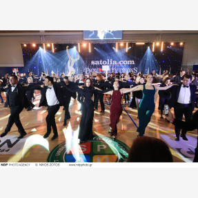 “International Zeimpekiko Festival of Athens”: Εντυπωσιακή συνάντηση πολιτισμών με κοινή γλώσσα τον πιο διάσημο ελληνικό χορό!