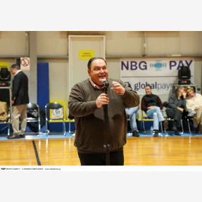 Κλειστό γήπεδο Ψυχικού "Δημήτρης Χουλιαράκης".Φιλανθρωπικός αγώνας Μπάσκετ