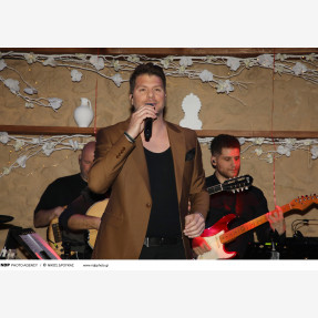 Κάθε Κυριακή μεσημέρι το απόλυτο live στο “Koukoutsi Restaurant” με τον μοναδικό Λούκα Γιώρκα!