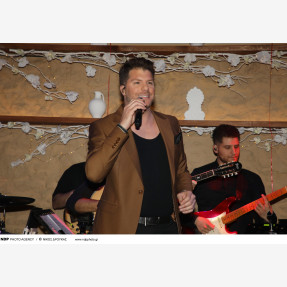 Κάθε Κυριακή μεσημέρι το απόλυτο live στο “Koukoutsi Restaurant” με τον μοναδικό Λούκα Γιώρκα!