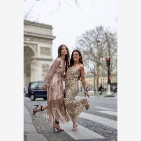 Λαμπερό Fashion Show του αγαπημένου brand “MYA Collection” της Δήμητρας Νίκα, στo πλαίσιo του Paris Fashion Week στο “La Galerie Bourbon”!