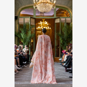 Λαμπερό Fashion Show του αγαπημένου brand “MYA Collection” της Δήμητρας Νίκα, στo πλαίσιo του Paris Fashion Week στο “La Galerie Bourbon”!