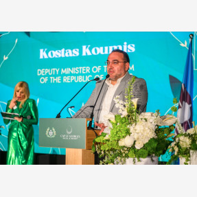 Το “Cap St Georges Hotel & Resort” φιλοξενεί την πιο σημαντική διοργάνωση, το Παγκόσμιο Πρωτάθλημα Σκακιού της “FIDE Candidates Tournament 2026” και έτσι  η Κύπρος έκανε……Ματ….στο σκάκι!