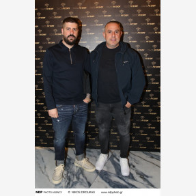Ο Πάνος Καλίδης βάζει “Τα Καλά Του” στα γραφικά στενά της Πλάκας στο θρυλικό concert hall “Οδός Λυσίου” κάθε Πέμπτη! Μαζί του η μοναδική Μάιρα Βεργένη!