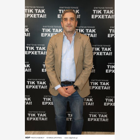 “ΤΙΚ ΤΑΚ ΕΡΧΕΤΑΙ!”: Με απόλυτη επιτυχία πραγματοποιήθηκε η παρουσίαση του νέου βιβλίου του Ευάγγελου Πούλιου από τις Εκδόσεις “Πεδίο” στην κατάμεστη αίθουσα του Ωδείου Αθηνών!