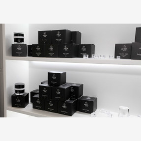 Meeting point επωνύμων και beauty aficionados το corner της “Amoa Skin”, που εντυπωσίασε στο πλαίσιο της 11ης έκθεσης “Beauty Macedonia” στην καρδιά της Θεσσαλονίκης!