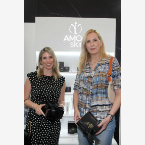 Meeting point επωνύμων και beauty aficionados το corner της “Amoa Skin”, που εντυπωσίασε στο πλαίσιο της 11ης έκθεσης “Beauty Macedonia” στην καρδιά της Θεσσαλονίκης!