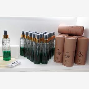 Meeting point επωνύμων και beauty aficionados το corner της “Amoa Skin”, που εντυπωσίασε στο πλαίσιο της 11ης έκθεσης “Beauty Macedonia” στην καρδιά της Θεσσαλονίκης!