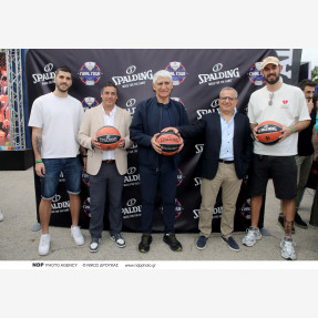 Ήταν όλοι εκεί για το μοναδικό EuroLeague Experience! Το international brand “Spalding”, στο πλαίσιο του  Final Four, υποδέχτηκε διακεκριμένες παρουσίες απο τον χώρο του αθλητισμού και όχι μόνο, στο Fan Zone στο Ζάππειο!