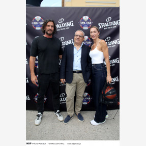 Ήταν όλοι εκεί για το μοναδικό EuroLeague Experience! Το international brand “Spalding”, στο πλαίσιο του  Final Four, υποδέχτηκε διακεκριμένες παρουσίες απο τον χώρο του αθλητισμού και όχι μόνο, στο Fan Zone στο Ζάππειο!