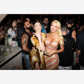 Summer vibes και viral ατμόσφαιρα στο Grand Summer Opening του “EGO” all day exclusive bar restaurant στην Καλαμάτα!