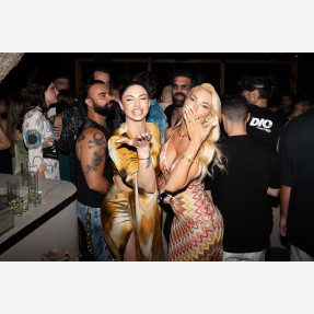 Summer vibes και viral ατμόσφαιρα στο Grand Summer Opening του “EGO” all day exclusive bar restaurant στην Καλαμάτα!