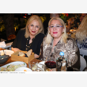 “Papagalos Athens”: Λαμπερά εγκαίνια για το νέο hotspot της Γλυφάδας που φέρνει τη σύγχρονη ελληνική κουζίνα στο επίκεντρο!