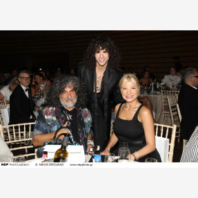 Έλαμψε στην Τελετή Απονομής των “Hair Awards 2026 by Estetica Hellas” o Κύπριος Hairdresser Γιάννης Καραολής, κατακτώντας το «Cypriot Hairdresser of the Year» Αward!