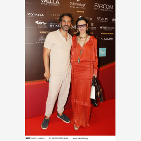 Έλαμψε στην Τελετή Απονομής των “Hair Awards 2026 by Estetica Hellas” o Κύπριος Hairdresser Γιάννης Καραολής, κατακτώντας το «Cypriot Hairdresser of the Year» Αward!