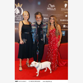 Έλαμψε στην Τελετή Απονομής των “Hair Awards 2026 by Estetica Hellas” o Κύπριος Hairdresser Γιάννης Καραολής, κατακτώντας το «Cypriot Hairdresser of the Year» Αward!