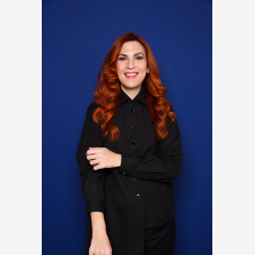 H γνωστή hairstylist, επιχειρηματίας και δημιουργός του premium salon brand “MAGIO Hair Experience” Μαρία Καμαριανάκη, κατέκτησε τα Ηνωμένα Αραβικά Εμιράτα!