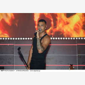 Το αγαπημένο «Romeo Club» επιστρέφει με το πιο νεανικό πρόγραμμα της νέας σεζόν και πρωταγωνιστές τους ταλαντούχους Χρήστο Σαντικάι και Εύη Κουλκουβίνη!