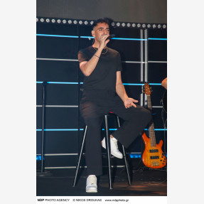 Το αγαπημένο «Romeo Club» επιστρέφει με το πιο νεανικό πρόγραμμα της νέας σεζόν και πρωταγωνιστές τους ταλαντούχους Χρήστο Σαντικάι και Εύη Κουλκουβίνη!