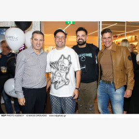 Το μεγαλύτερο event της νέας σεζόν στη Γλυφάδα! Λαμπερά εγκαίνια για την «Κάβα Κηρέας» με πλήθος επωνύμων και εκλεκτών καλεσμένων!