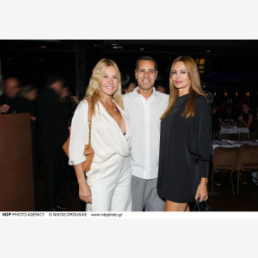 Λαμπερή avant-première για το εντυπωσιακό cabaret dinner show «BIJOUX» στο ανανεωμένο Baraonda Cabaret Dinner Club!