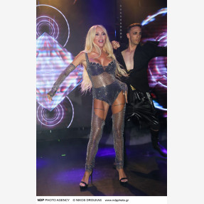 Λαμπερή avant-première για το εντυπωσιακό cabaret dinner show «BIJOUX» στο ανανεωμένο Baraonda Cabaret Dinner Club!