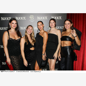 Λαμπερή avant-première για το εντυπωσιακό cabaret dinner show «BIJOUX» στο ανανεωμένο Baraonda Cabaret Dinner Club!