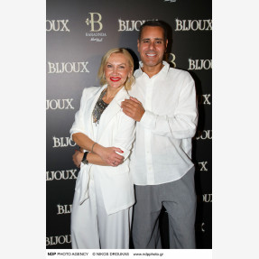 Λαμπερή avant-première για το εντυπωσιακό cabaret dinner show «BIJOUX» στο ανανεωμένο Baraonda Cabaret Dinner Club!