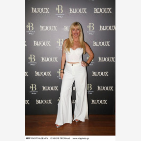 Λαμπερή avant-première για το εντυπωσιακό cabaret dinner show «BIJOUX» στο ανανεωμένο Baraonda Cabaret Dinner Club!