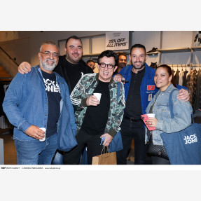 “JACK&JONES”: Μια νέα εποχή ξεκινά στο Χαλάνδρι με ένα λαμπερό Grand Opening Party!